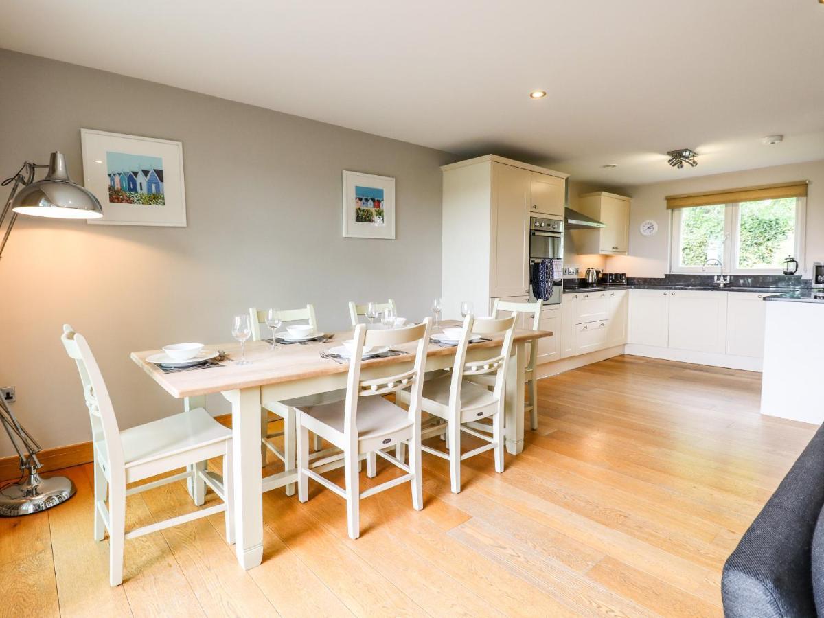 Villa Swandown, 20 Poldon Chard Esterno foto