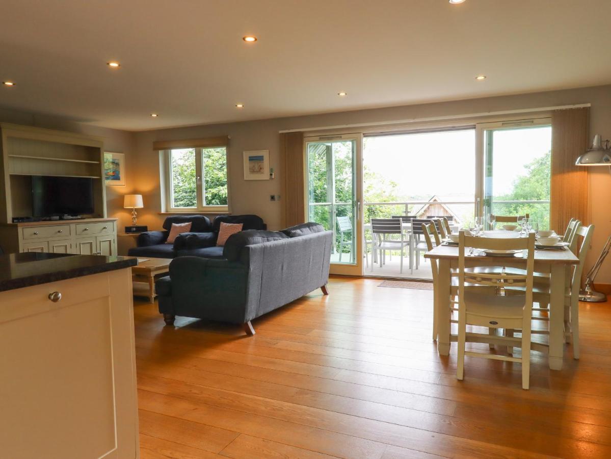 Villa Swandown, 20 Poldon Chard Esterno foto