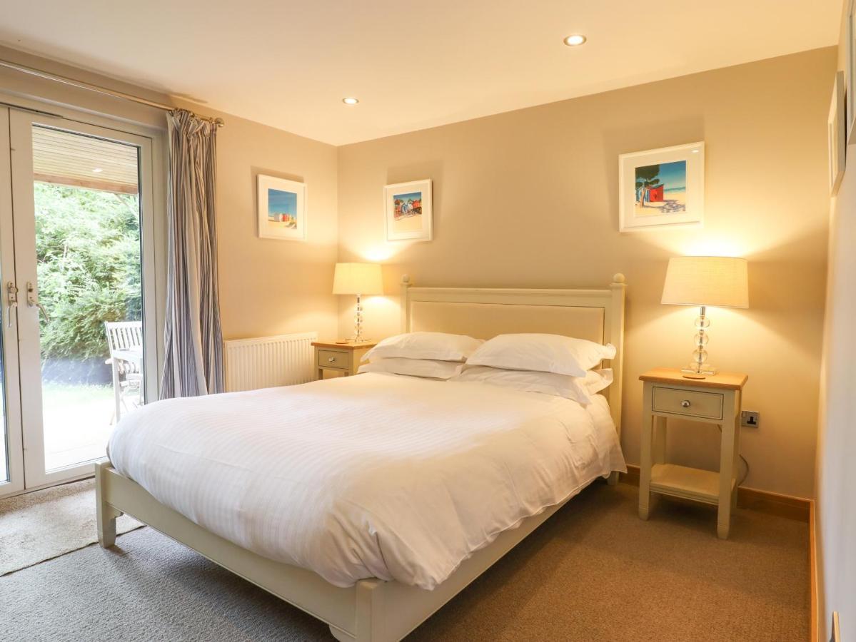 Villa Swandown, 20 Poldon Chard Esterno foto